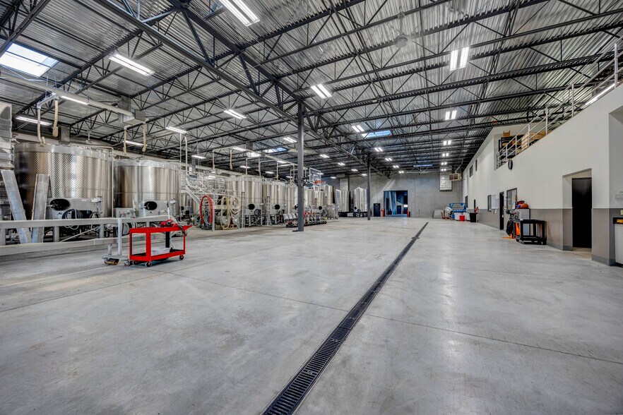 More Photos Of 8060 Keene Rd, West Richland Manufacturing For Lease
