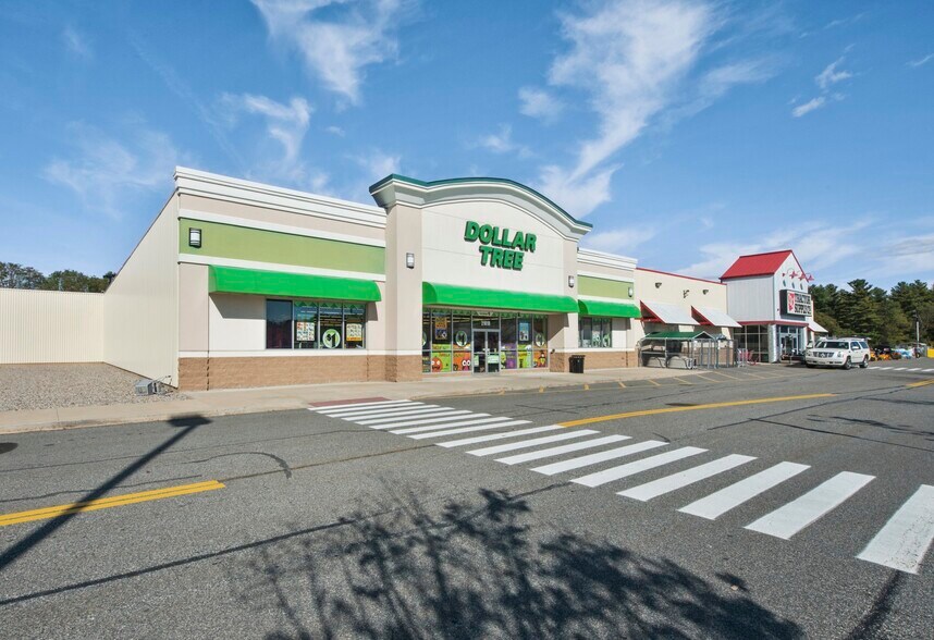 More Photos Of 2100 Bay St, Taunton General Retail For Sale