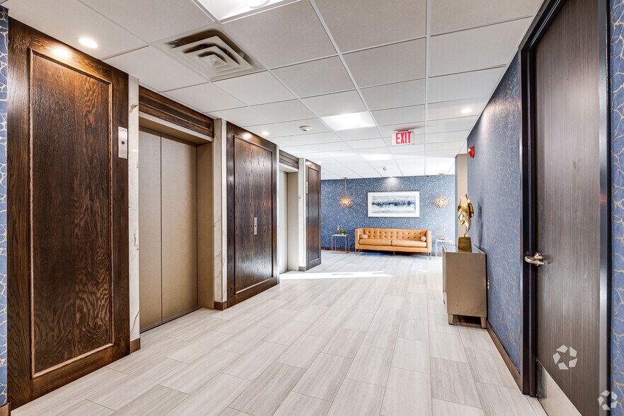 More Photos Of 14525 Hwy 7, Minnetonka Medical For Lease