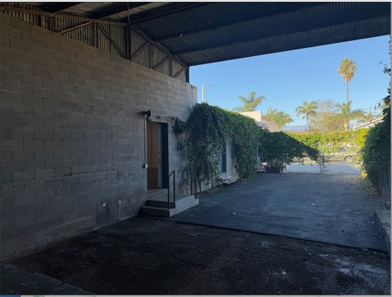 More Photos Of 141 N Ventura Ave, Ventura Unknown For Lease