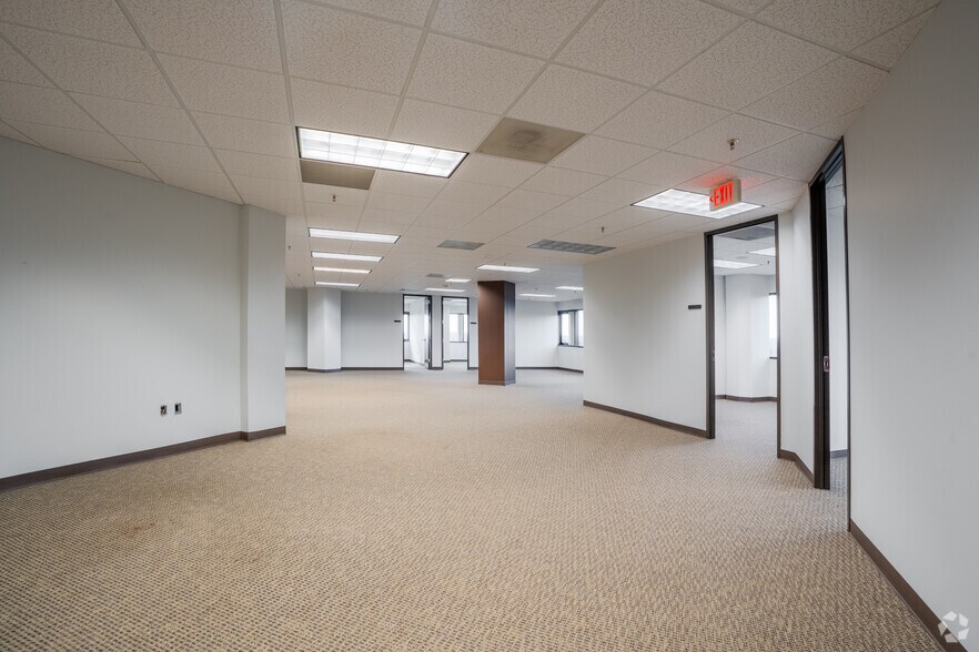 More Photos Of 3100 Smoketree Ct, Raleigh Office For Lease