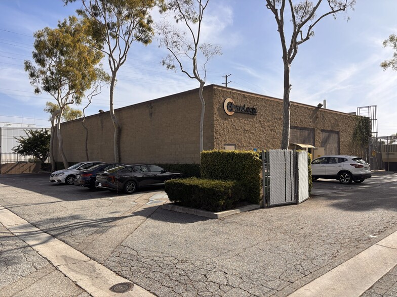 Primary Photo Of 20915-20917 S Western Ave, Torrance Warehouse For Sale