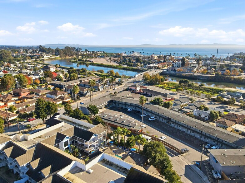 More Photos Of 600 Riverside Ave, Santa Cruz Hotel For Sale
