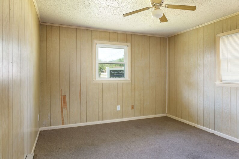 More Photos Of 1043-1053 Rulnick St, Fayetteville Apartments For Sale