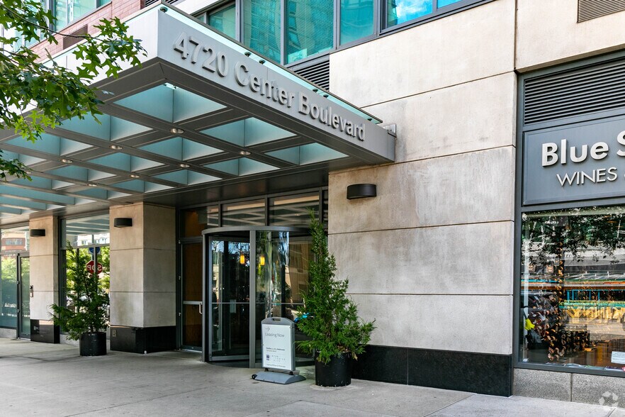 More Photos Of 47-20 Center Blvd, Long Island City Apartments For Lease