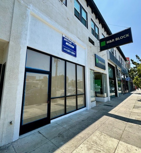 Primary Photo Of 4661-4671 Hollywood Blvd, Los Angeles Storefront Retail Residential For Lease