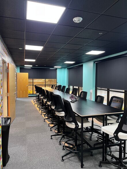 More Photos Of 5308 W Plano Pky, Plano Office For Sale