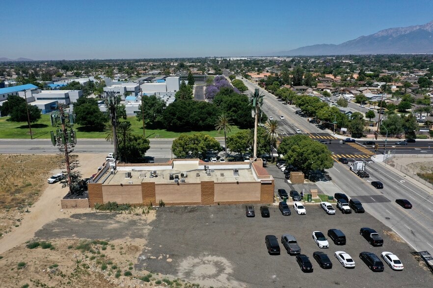 More Photos Of 505 S Pepper Ave, Rialto Unknown For Lease