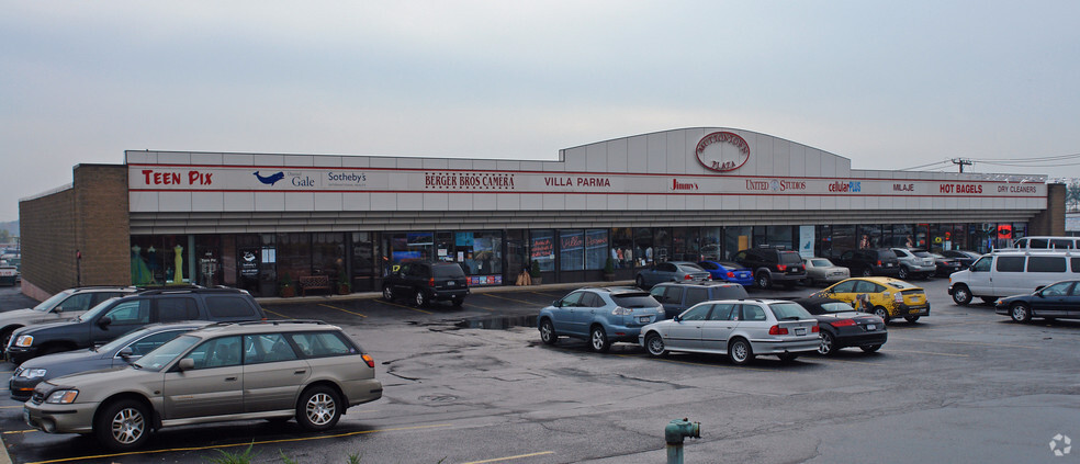 Primary Photo Of 222-236 W Jericho Tpke, Syosset General Retail For Sale