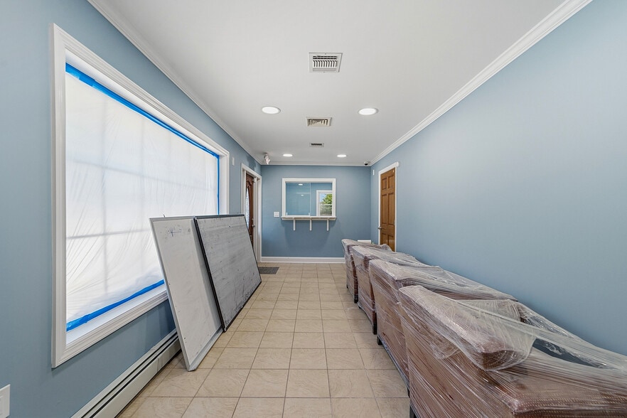 More Photos Of 333 Spotswood Englishtown Rd, Monroe Township Medical For Sale