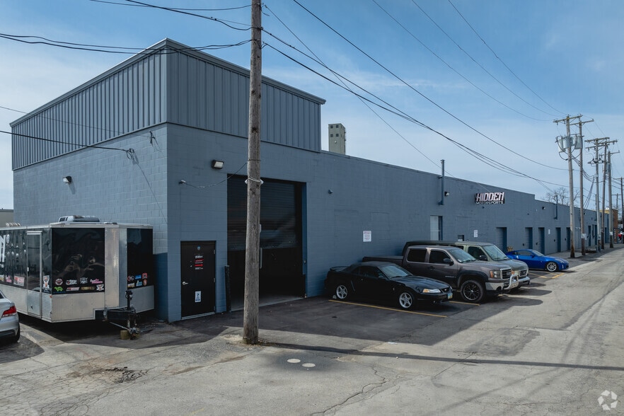 More Photos Of 1294 Conant St, Maumee Warehouse For Lease