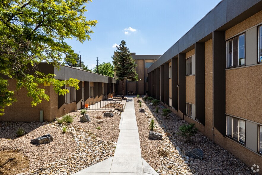 More Photos Of 1360 S Wadsworth Blvd, Lakewood Office For Lease