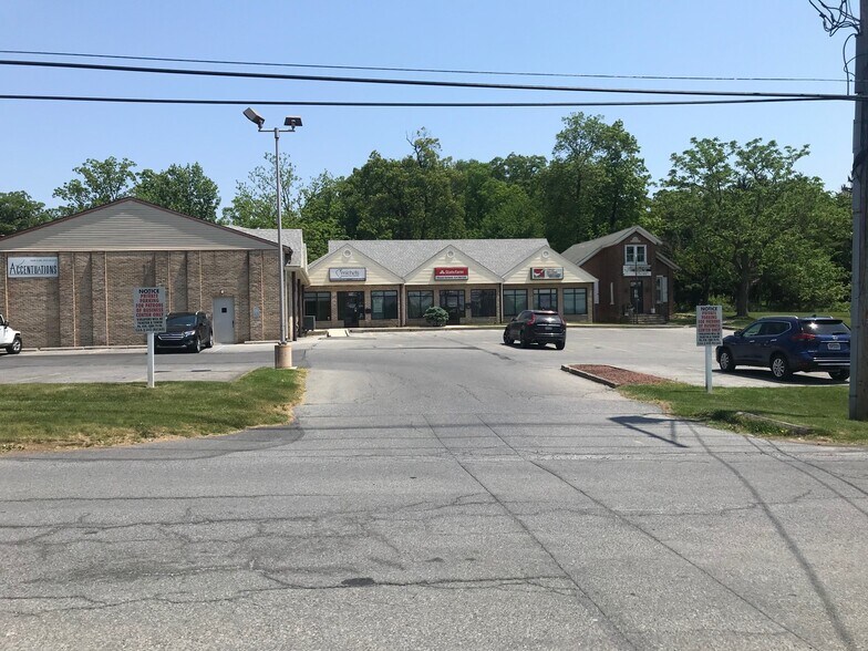More Photos Of 1645-1655 Hausman Rd, Allentown Storefront Retail Office For Lease