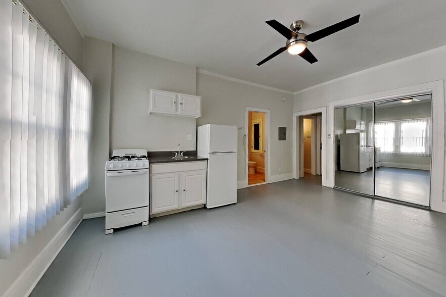 More Photos Of 6434 Yucca St, Los Angeles Apartments For Sale