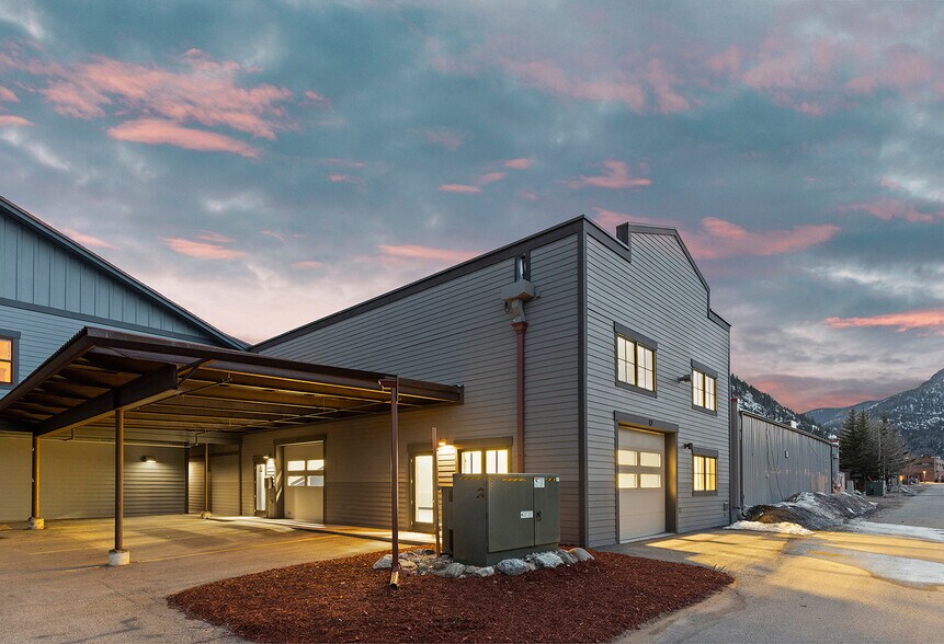 More Photos Of 211 Main St, Frisco General Retail For Sale