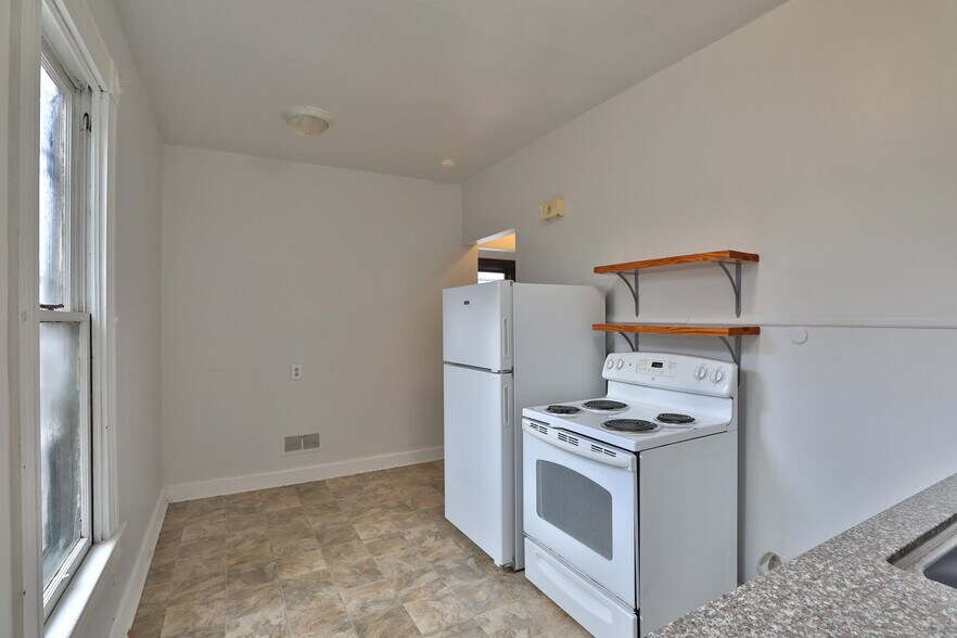 More Photos Of 51 Clark Pl, Columbus Multifamily For Sale