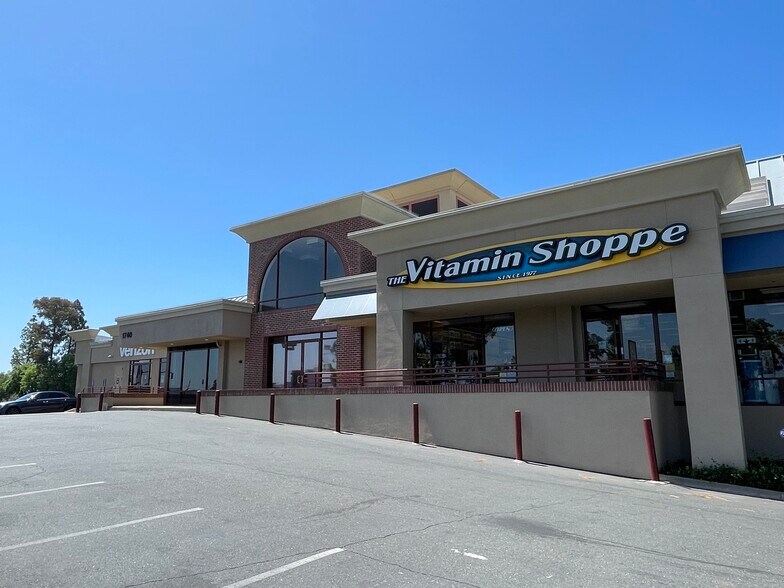 More Photos Of 1740 Arden Way, Sacramento General Retail For Lease
