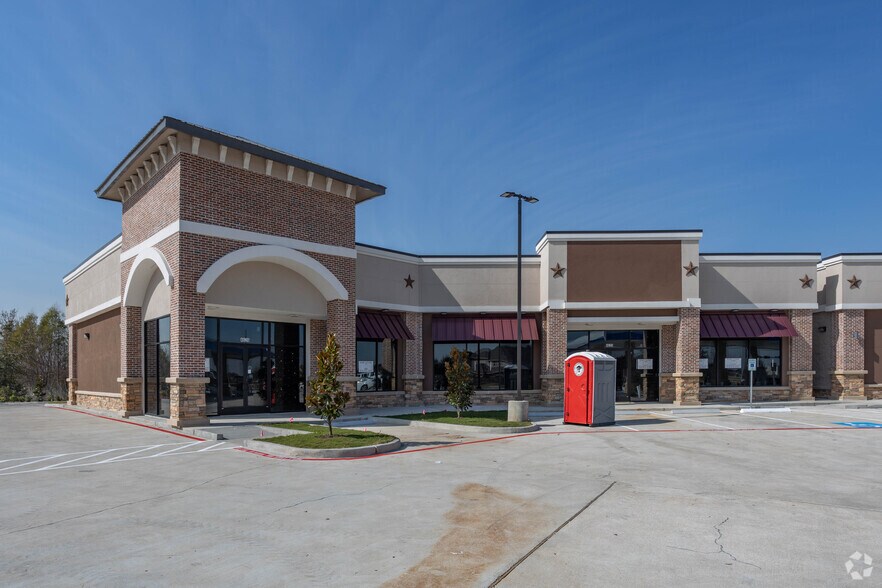 More Photos Of Swc Of Bailey Ave/CR 101 And County Road 94, Manvel Convenience Store For Lease