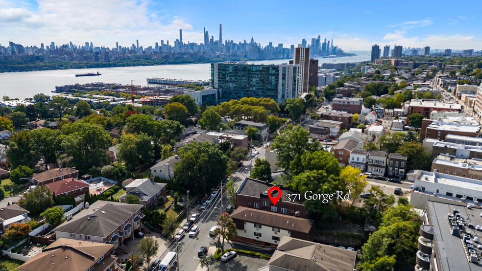 Primary Photo Of 371 Gorge Rd, Cliffside Park Apartments For Sale