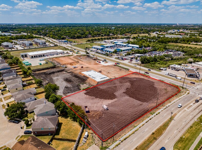 More Photos Of W Bellfort @ Eldridge, Sugar Land Land For Sale
