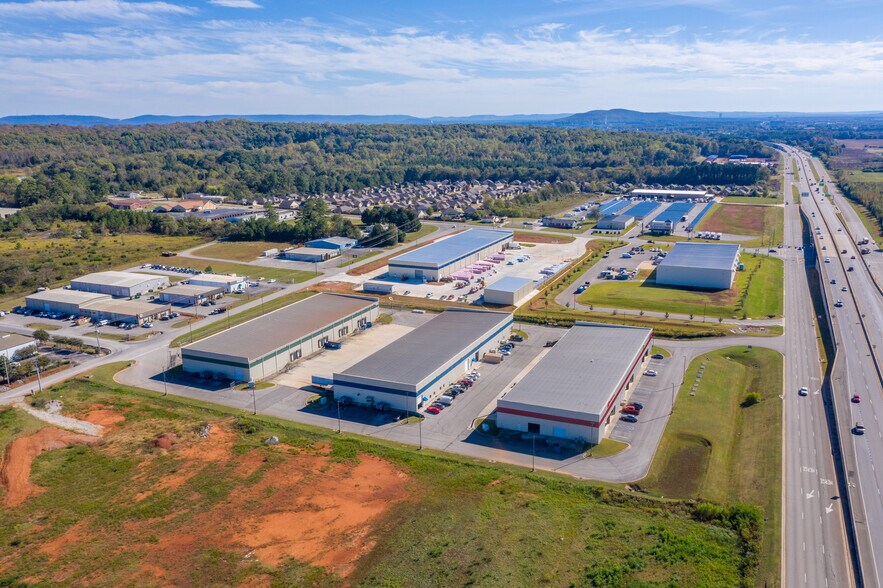More Photos Of 5828 Research Park Blvd, Huntsville Warehouse For Lease