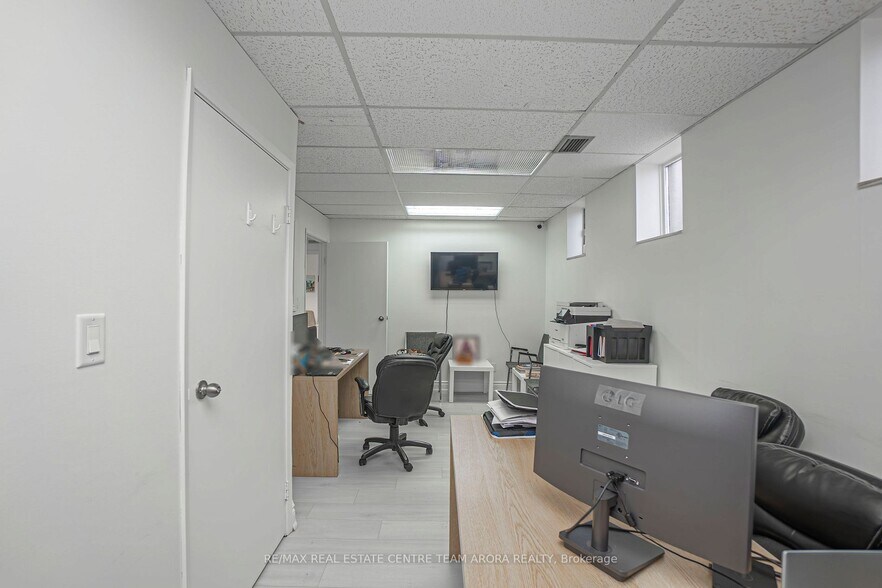 More Photos Of 3173 Erindale Station Rd, Mississauga Medical For Sale