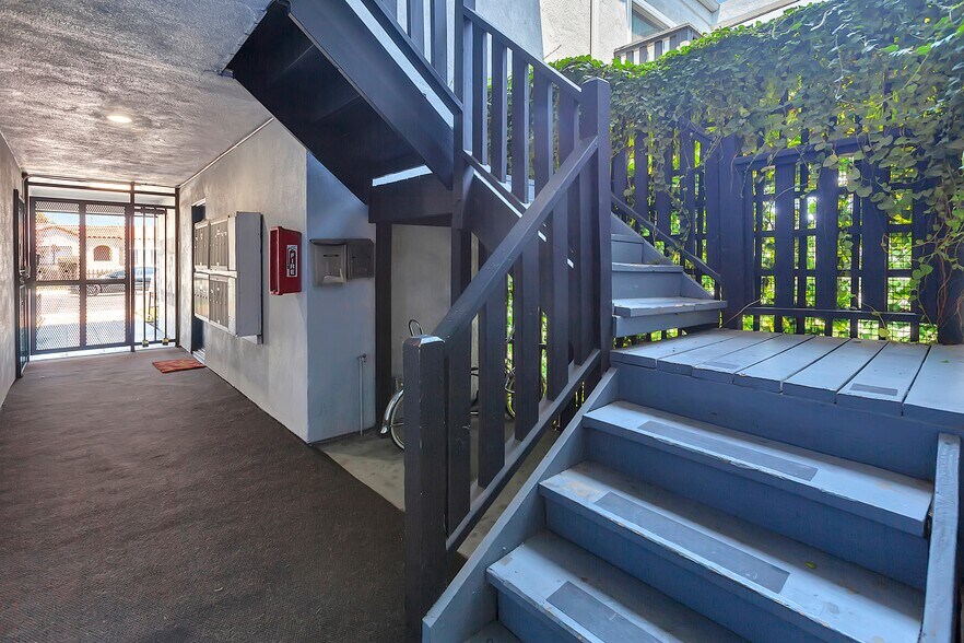 More Photos Of 9746 Park St, Bellflower Apartments For Sale