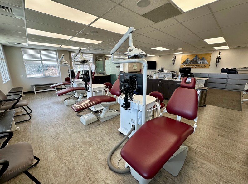 More Photos Of 16830 Northgate Dr, Parker Medical For Sale