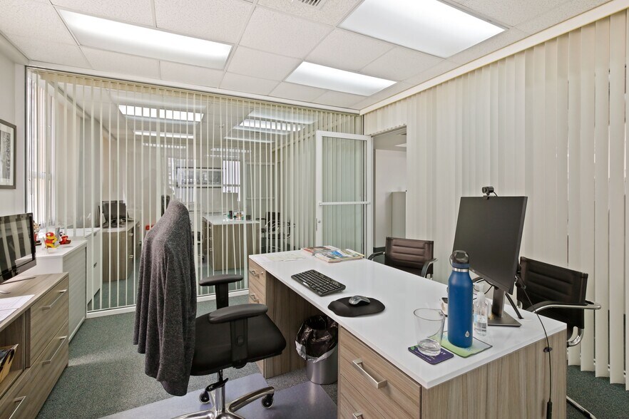 More Photos Of 168 SE 1st St, Miami Loft Creative Space For Sale