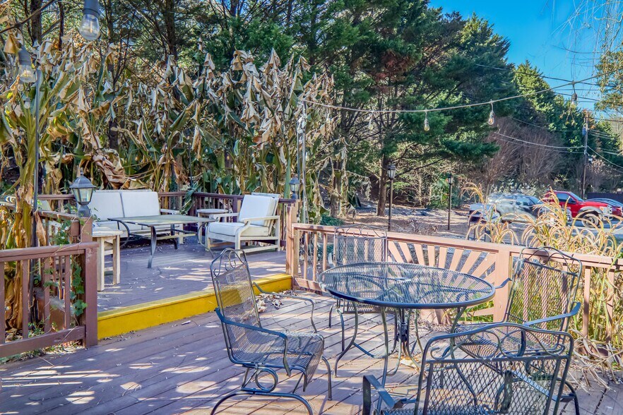 More Photos Of 1031 Scott Blvd, Decatur Apartments For Sale