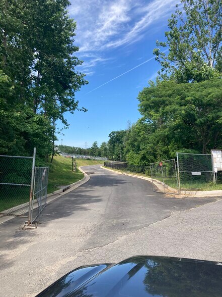 More Photos Of 8092 Alban Rd, Springfield Land For Lease