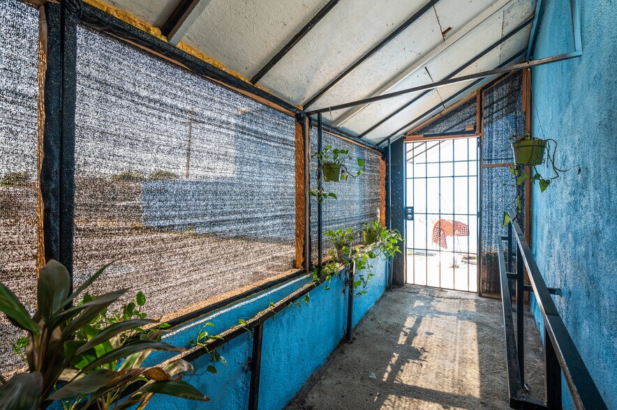 More Photos Of 1241 N Avalon Blvd, Wilmington Restaurant For Sale