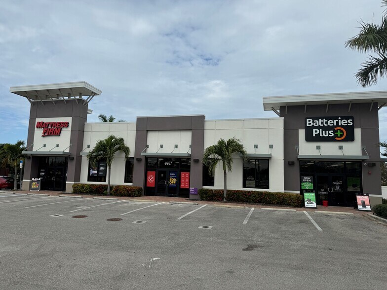 More Photos Of 9967 Triangle Blvd, Naples Freestanding For Sale