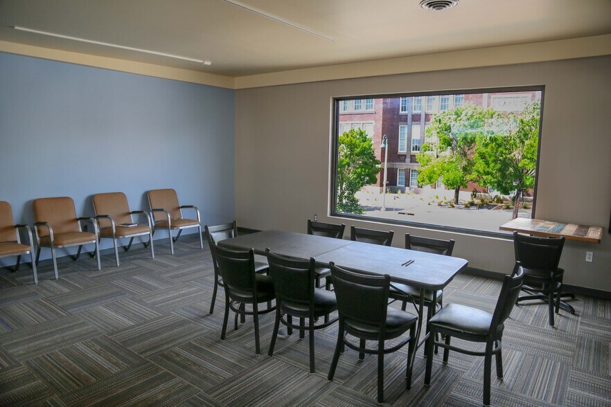 More Photos Of 316-320 Central Ave SE, Albuquerque General Retail For Sale