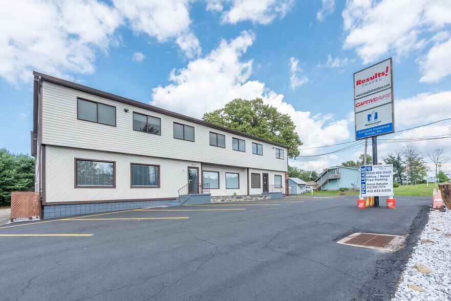 More Photos Of 238 Moon Clinton Rd, Coraopolis General Retail For Lease