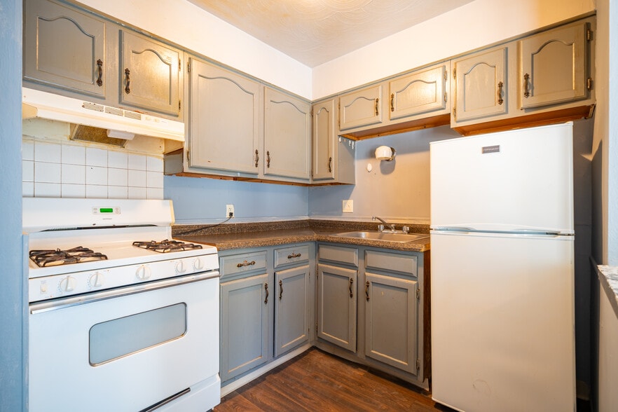 More Photos Of 2307-2707 Washington Ave, Lorain Apartments For Sale