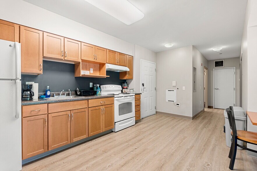 More Photos Of 120 Emerald St, Keene Apartments For Sale