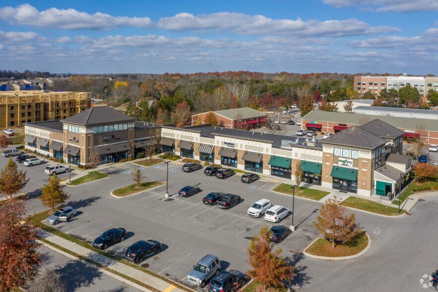 More Photos Of 711 N Thompson Ln, Murfreesboro General Retail For Lease