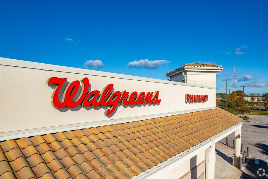 More Photos Of 30190-30218 US Hwy 19 N, Clearwater Unknown For Lease