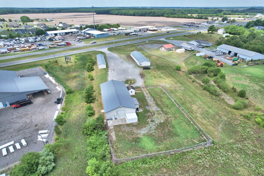 More Photos Of 20643 Sussex Hwy, Seaford Warehouse For Lease
