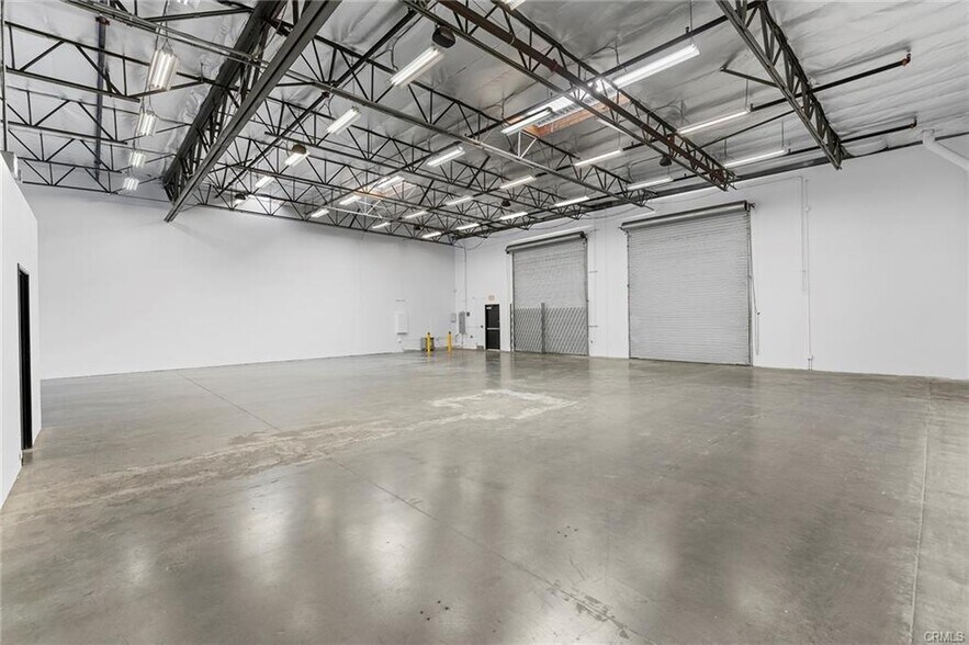 More Photos Of 15350 Fairfield Ranch Rd, Chino Hills Warehouse For Lease