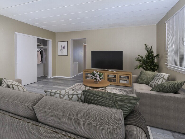 More Photos Of 6810 Martins Mill Rd, Philadelphia Apartments For Sale