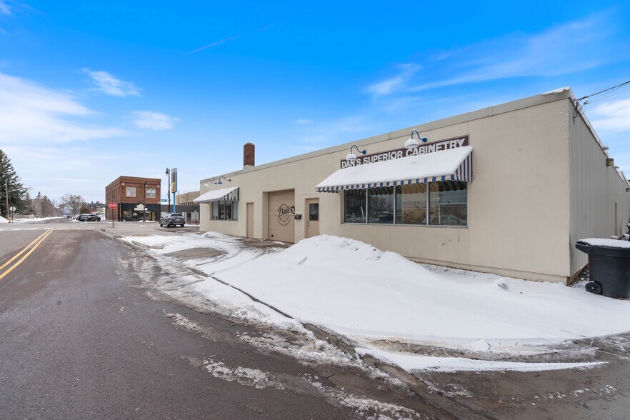 More Photos Of 1510 Hughitt Ave, Superior Manufacturing For Sale