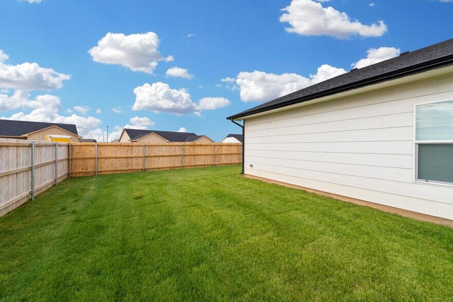 More Photos Of 3513 W 45th St S, Wichita Apartments For Sale