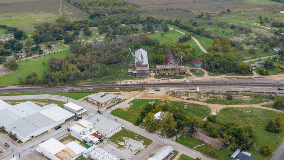 More Photos Of TBD Cedar Street, Cameron Industrial For Sale