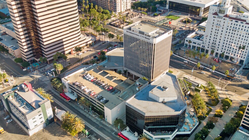 More Photos Of 249 E Ocean Blvd, Long Beach Office For Lease