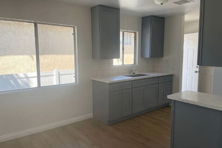 More Photos Of 862-892 W Mines Ave, Montebello Apartments For Sale