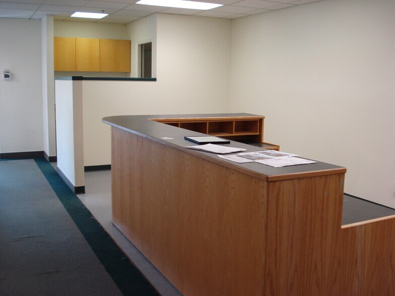 More Photos Of 3700 Woodland Dr, Anchorage Flex For Sale