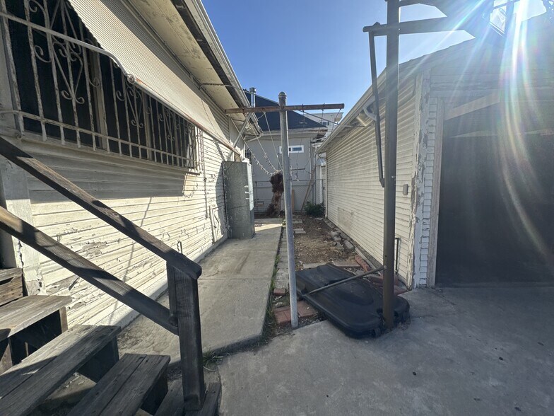 More Photos Of 1025 Kenmore Avenue Ave, Los Angeles Land For Sale