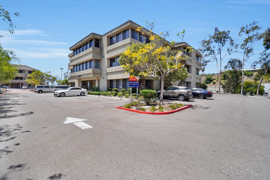 More Photos Of 3665 Ruffin Rd, San Diego Unknown For Lease